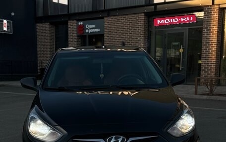 Hyundai Solaris II рестайлинг, 2013 год, 769 000 рублей, 1 фотография