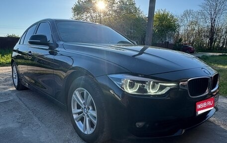 BMW 3 серия, 2018 год, 1 950 000 рублей, 1 фотография