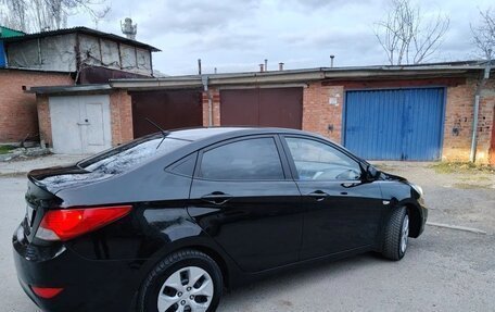 Hyundai Solaris II рестайлинг, 2012 год, 795 000 рублей, 23 фотография