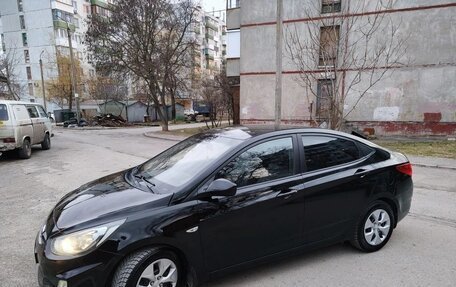 Hyundai Solaris II рестайлинг, 2012 год, 795 000 рублей, 26 фотография
