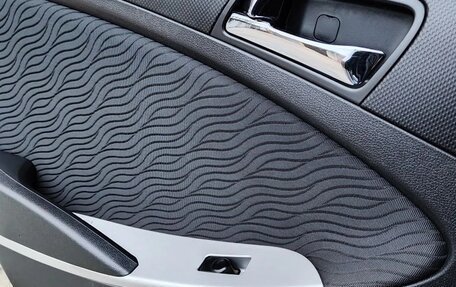 Hyundai Solaris II рестайлинг, 2012 год, 795 000 рублей, 25 фотография