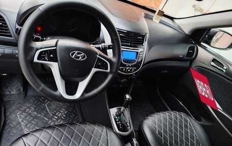 Hyundai Solaris II рестайлинг, 2012 год, 795 000 рублей, 21 фотография