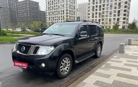 Nissan Pathfinder, 2012 год, 1 400 000 рублей, 2 фотография