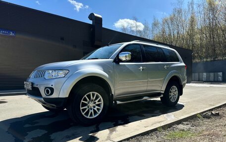 Mitsubishi Pajero Sport II рестайлинг, 2011 год, 2 490 000 рублей, 6 фотография