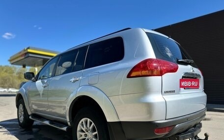Mitsubishi Pajero Sport II рестайлинг, 2011 год, 2 490 000 рублей, 4 фотография