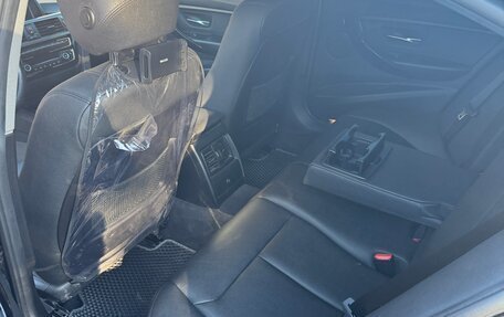 BMW 3 серия, 2018 год, 1 950 000 рублей, 8 фотография