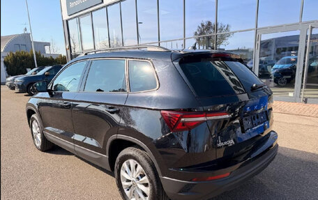 Skoda Karoq I, 2024 год, 4 119 781 рублей, 4 фотография