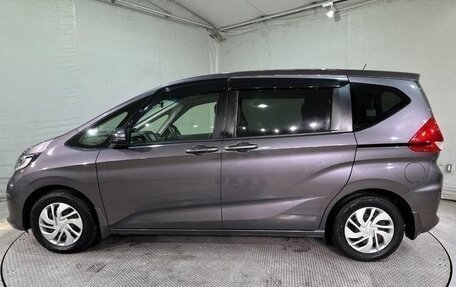 Honda Freed II, 2017 год, 1 350 000 рублей, 4 фотография
