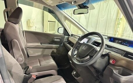 Honda Freed II, 2017 год, 1 350 000 рублей, 17 фотография