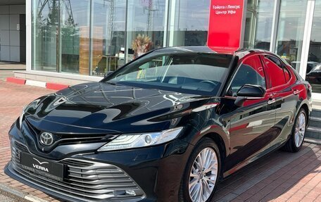 Toyota Camry, 2019 год, 3 170 000 рублей, 3 фотография