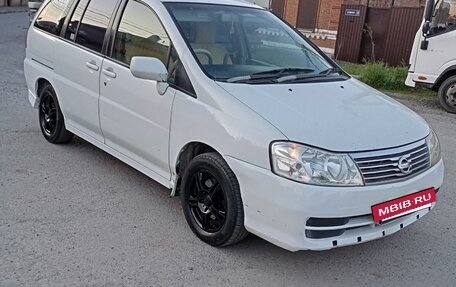 Nissan Liberty, 2001 год, 325 000 рублей, 37 фотография