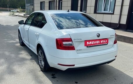 Skoda Octavia, 2018 год, 1 530 000 рублей, 10 фотография