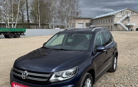 Volkswagen Tiguan I, 2015 год, 1 900 000 рублей, 3 фотография