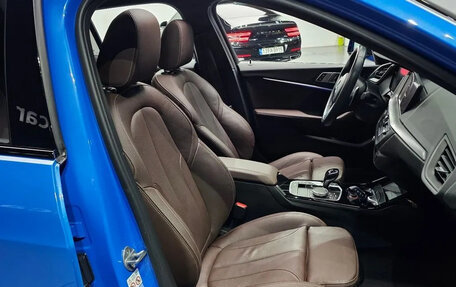 BMW 1 серия, 2020 год, 2 750 000 рублей, 10 фотография
