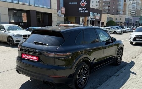 Porsche Cayenne III, 2018 год, 7 090 000 рублей, 3 фотография