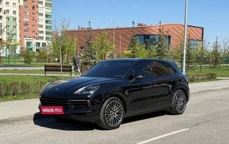 Porsche Cayenne III, 2018 год, 7 090 000 рублей, 15 фотография