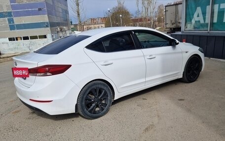 Hyundai Elantra VI рестайлинг, 2017 год, 1 600 000 рублей, 3 фотография