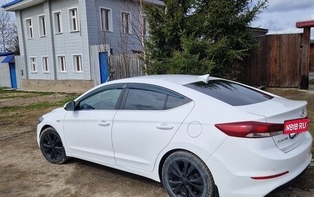 Hyundai Elantra VI рестайлинг, 2017 год, 1 600 000 рублей, 8 фотография