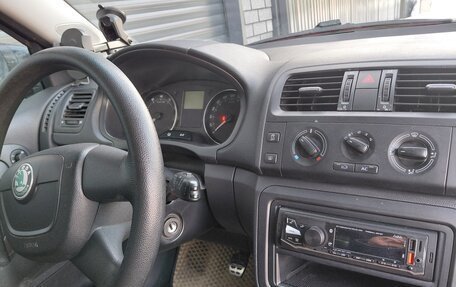 Skoda Fabia II, 2012 год, 630 000 рублей, 4 фотография