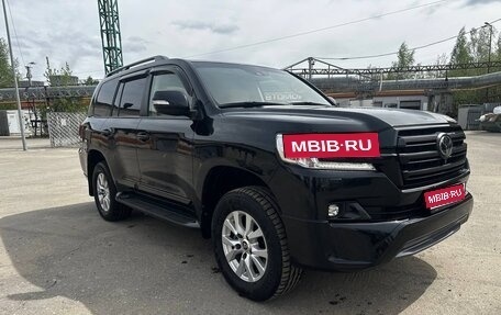 Toyota Land Cruiser 200, 2016 год, 5 360 000 рублей, 1 фотография