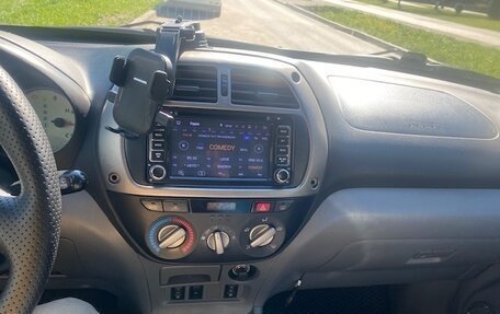 Toyota RAV4, 2002 год, 660 000 рублей, 1 фотография