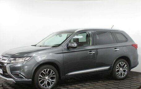 Mitsubishi Outlander III рестайлинг 3, 2015 год, 1 975 000 рублей, 1 фотография