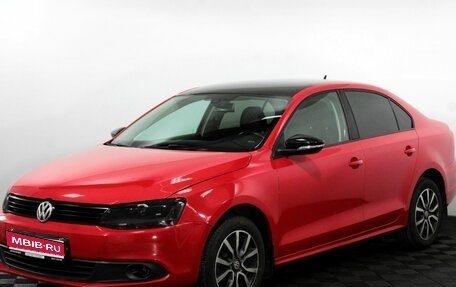 Volkswagen Jetta VI, 2013 год, 999 000 рублей, 1 фотография