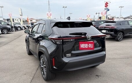 Toyota Yaris Cross, 2022 год, 1 500 000 рублей, 6 фотография