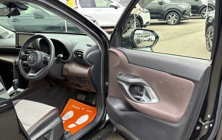 Toyota Yaris Cross, 2022 год, 1 500 000 рублей, 12 фотография