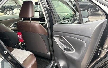 Toyota Yaris Cross, 2022 год, 1 500 000 рублей, 36 фотография