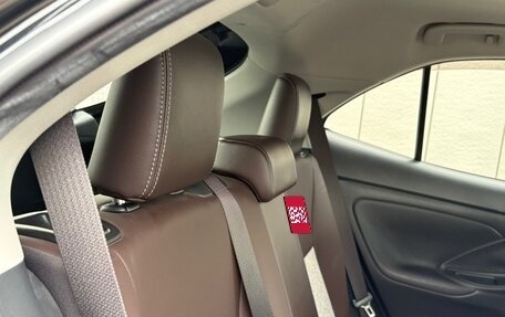 Toyota Yaris Cross, 2022 год, 1 500 000 рублей, 38 фотография