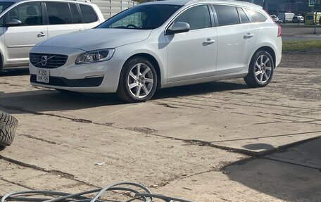 Volvo V60 I, 2013 год, 1 300 000 рублей, 16 фотография
