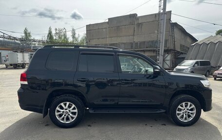 Toyota Land Cruiser 200, 2016 год, 5 360 000 рублей, 6 фотография