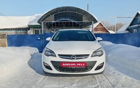 Opel Astra J, 2014 год, 950 000 рублей, 6 фотография