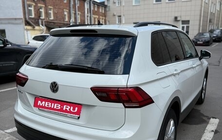 Volkswagen Tiguan II, 2020 год, 2 800 000 рублей, 4 фотография