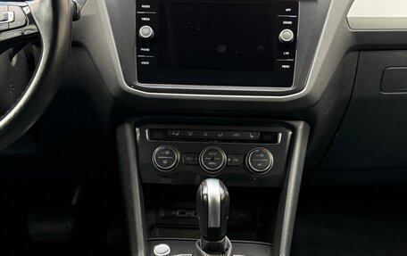 Volkswagen Tiguan II, 2020 год, 2 800 000 рублей, 9 фотография
