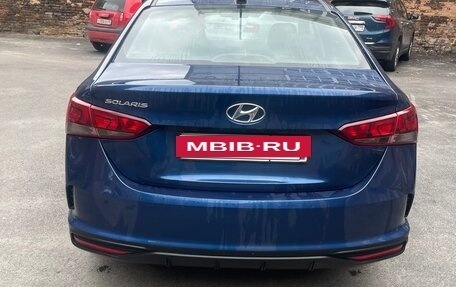 Hyundai Solaris II рестайлинг, 2022 год, 1 750 000 рублей, 4 фотография