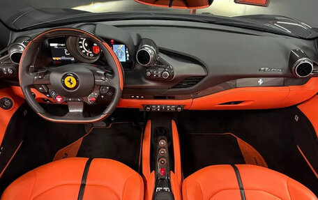 Ferrari F8, 2021 год, 27 820 776 рублей, 6 фотография