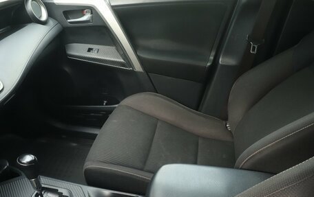 Toyota RAV4, 2015 год, 1 854 000 рублей, 17 фотография