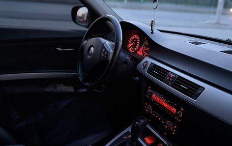 BMW 3 серия, 2009 год, 895 000 рублей, 11 фотография