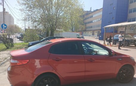 KIA Rio III рестайлинг, 2013 год, 850 000 рублей, 4 фотография