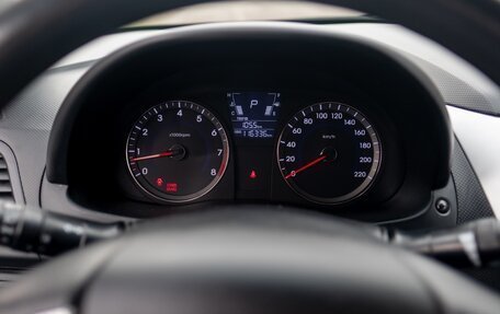 Hyundai Solaris II рестайлинг, 2011 год, 870 000 рублей, 5 фотография