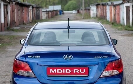 Hyundai Solaris II рестайлинг, 2011 год, 870 000 рублей, 8 фотография