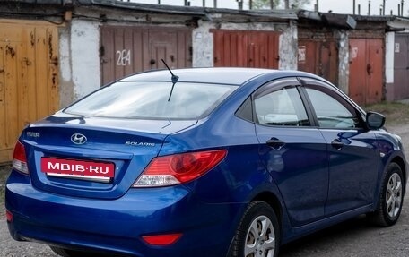 Hyundai Solaris II рестайлинг, 2011 год, 870 000 рублей, 3 фотография