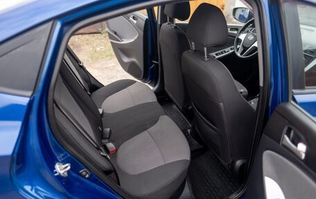 Hyundai Solaris II рестайлинг, 2011 год, 870 000 рублей, 12 фотография
