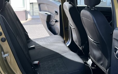 Renault Sandero II рестайлинг, 2015 год, 820 000 рублей, 17 фотография