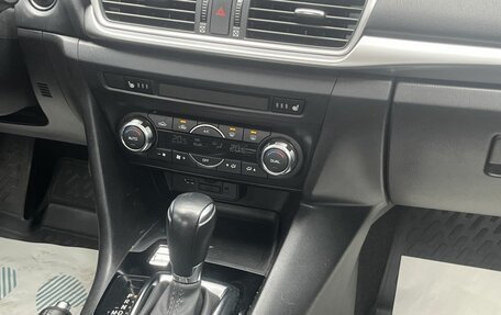 Mazda 3, 2018 год, 1 460 000 рублей, 15 фотография