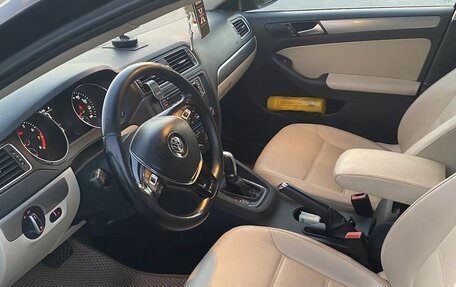 Volkswagen Jetta VI, 2016 год, 1 100 000 рублей, 3 фотография