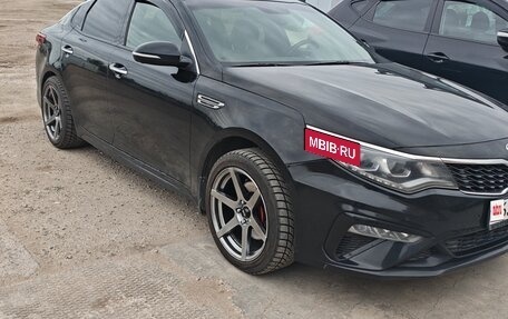 KIA Optima IV, 2018 год, 2 300 000 рублей, 3 фотография