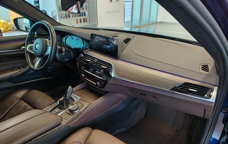 BMW 5 серия, 2018 год, 4 457 000 рублей, 7 фотография